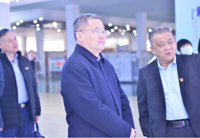 济宁市市场监督管理局局长侯典峰一行莅临时博网页版调研