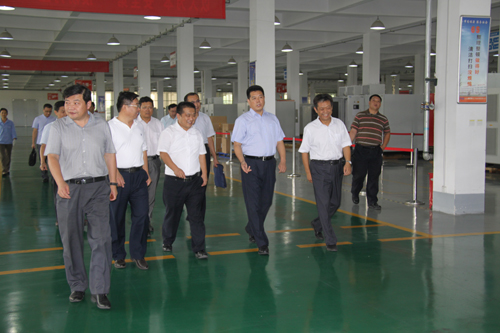 李伟:时博网页版要适应新形势发挥示范带头作用 